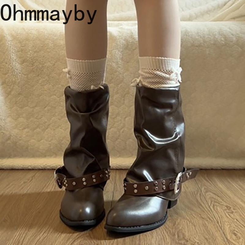 Western Cowgirl Boot - รองเท้าบูทคาวบอยสไตล์วินเทจสำหรับผู้หญิง หัวแหลม ส้นหนา พร้อมสายรัดหัวเข็มขัดและหมุดตกแต่ง รองเท้าหนัง PU