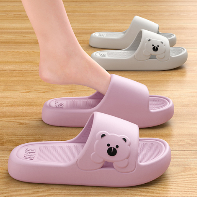 Mule Slip On - รองเท้าแตะห้องน้ําการ์ตูนหมีรองเท้าแตะในร่มสําหรับผู้หญิงน้ําหนักเบานุ่ม EVA สไลด์ผู้หญิง Comfort Home ฤดูร้อนห้องน้ําลื่น