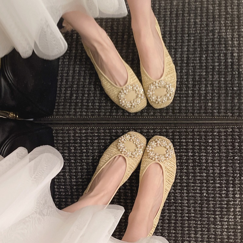 รองเท้าสบายๆหรูหราสําหรับผู้หญ - Women Shoes Quick Delivery บทวิจารณ์และราคา