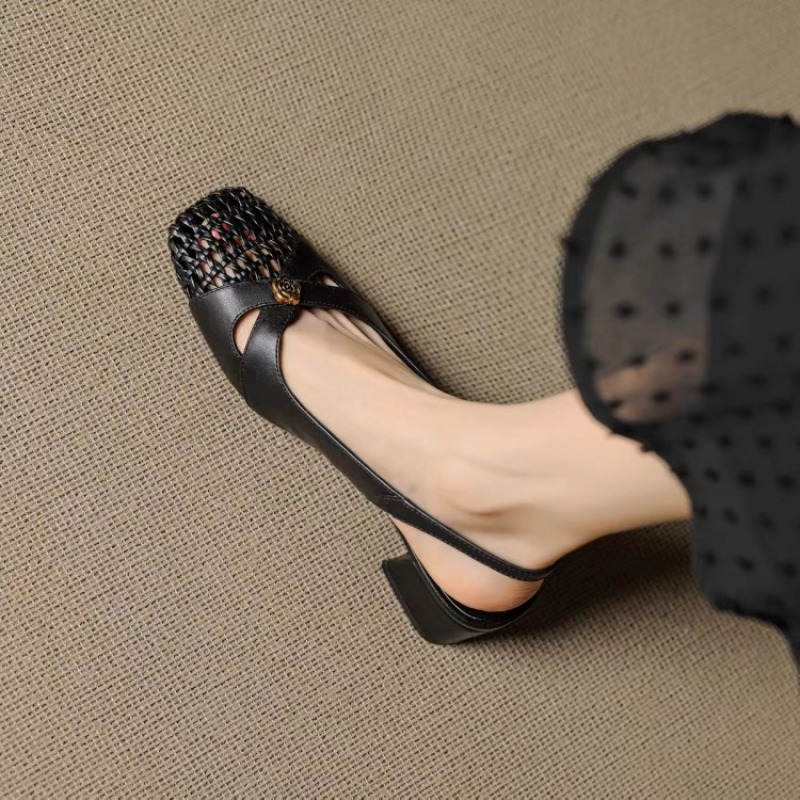 รองเท้าส้นเตารีดแบบปิดหัวสไตล์ - Mule Slip On บทวิจารณ์และราคา