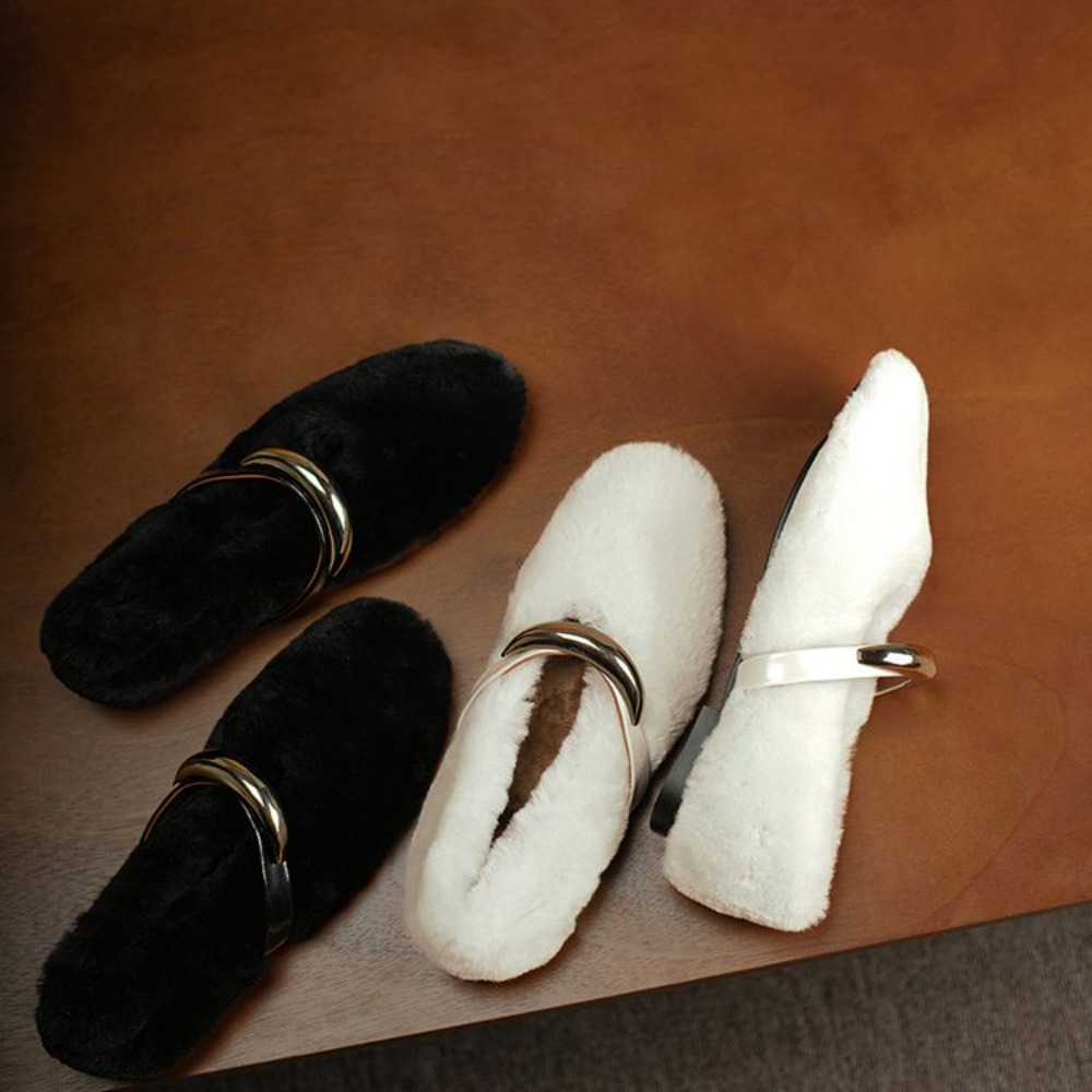 รองเท้าบัลเล่ต์หัวเหลี่ยมบุขนแ - Women Shoes Japanese Brand บทวิจารณ์และราคา