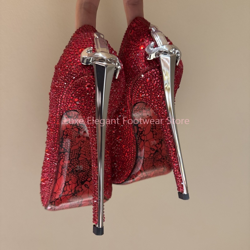 รองเท้าส้นสูงปลายแหลมทรงดาบคริ - Women Shoes Formal บทวิจารณ์และราคา