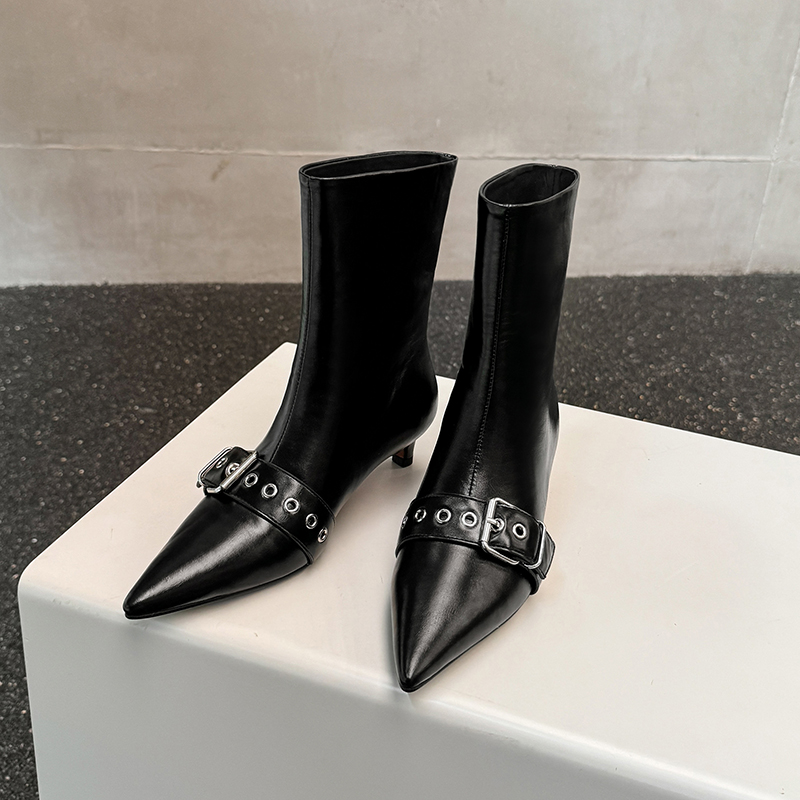 รองเท้าบูทหุ้มข้อผู้หญิง หัวแห - Women Shoes Size 4 In Cm บทวิจารณ์และราคา