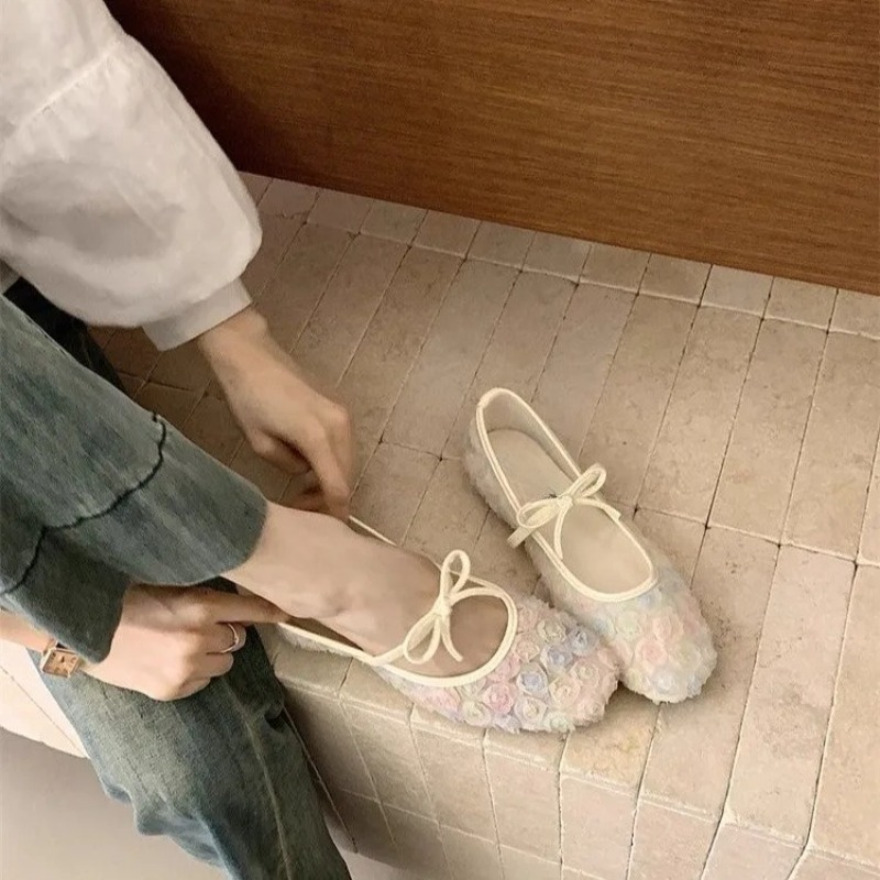 รองเท้าแมรี่เจนตาข่ายลายกุหลาบ - Women Shoes Heels บทวิจารณ์และราคา