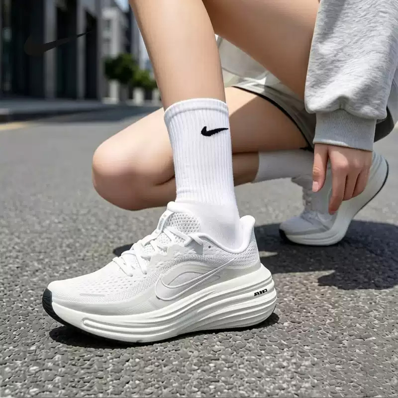 ไนกี้ ผู้หญิง'รุ่นใหม่ประจำฤดู - Women Shoes Running Nike บทวิจารณ์และราคา